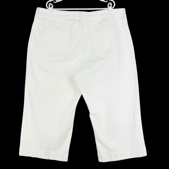 a.n.a. Women's High-Rise Wide Leg Stretch White Cropped Jeans Plus Size 20W NWT - Picture 2 of 11